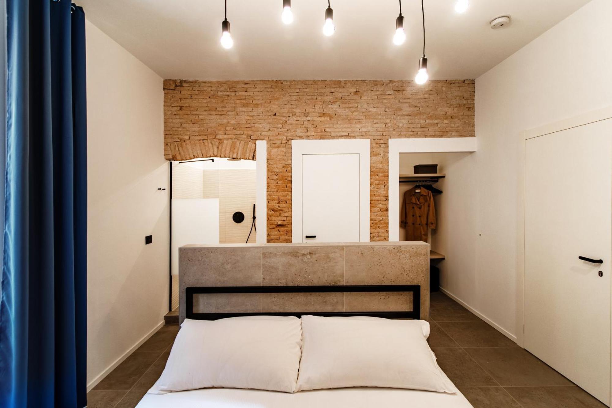Guesthouse Linaio - The House Of Travelers Côme Extérieur photo