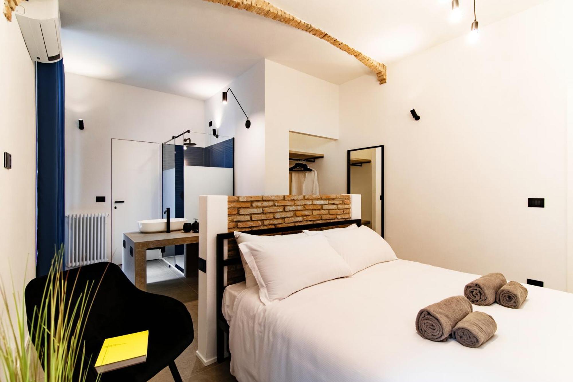 Guesthouse Linaio - The House Of Travelers Côme Extérieur photo