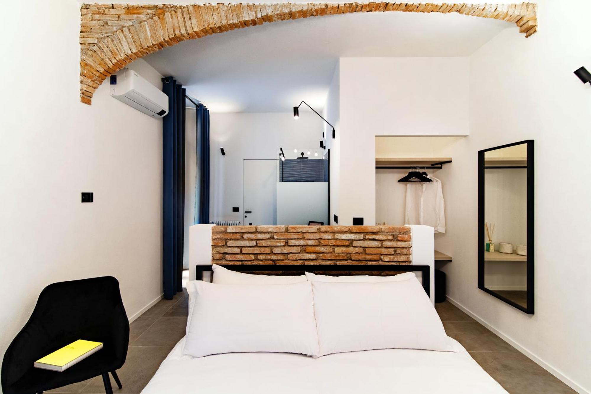Guesthouse Linaio - The House Of Travelers Côme Extérieur photo